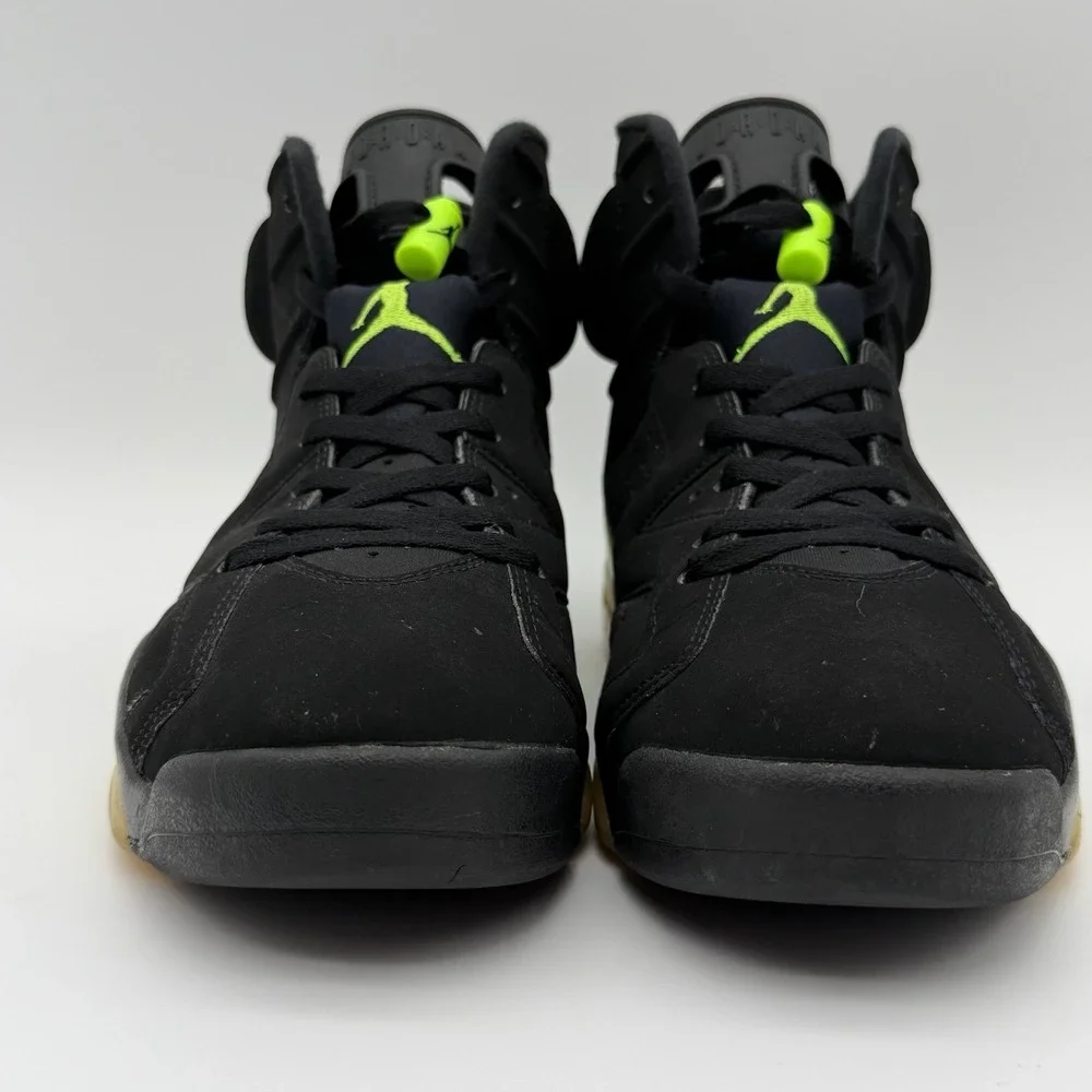 Nike Air Jordan 6 Retro Electric Green CT8529-003 Size 9.5M very clean! NB